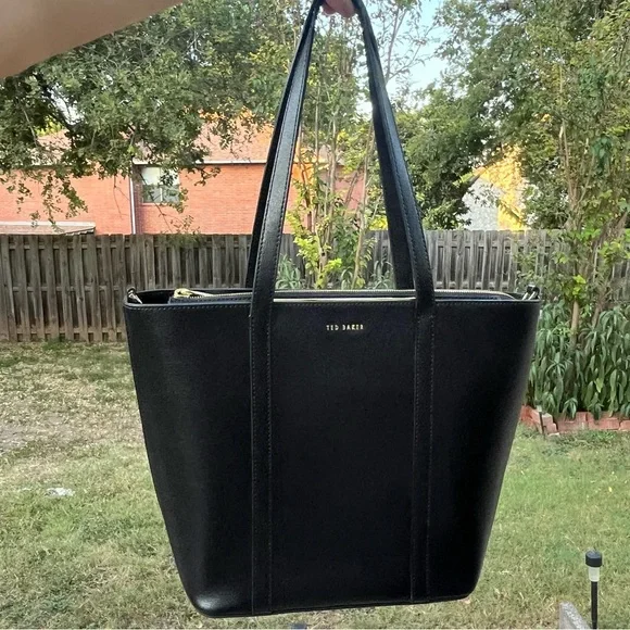 Ted Baker Katness Saffiano Bar Detail Medium Tote Black